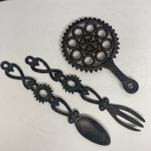 Wilton Black Cast Iron Salad Fork Spoon Set and Trivet